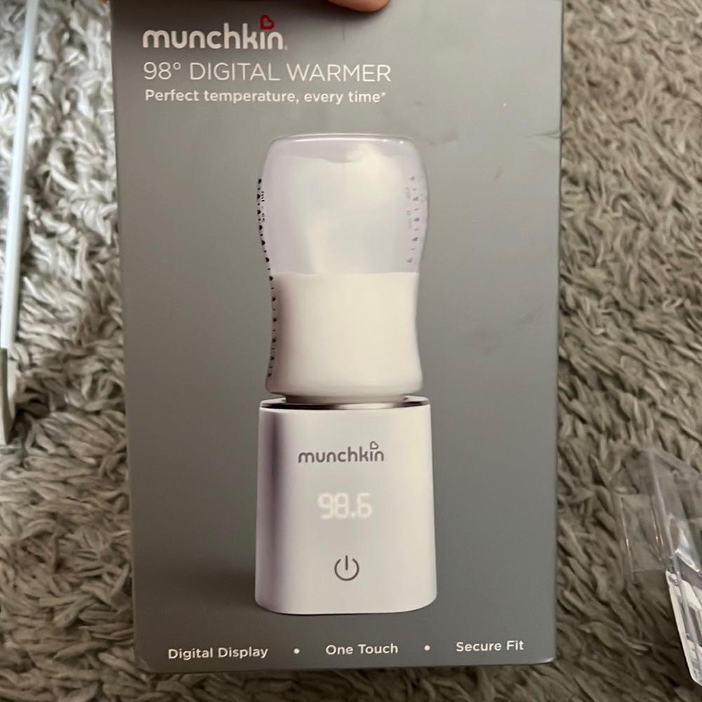 Munchkin baby bottle warmer
